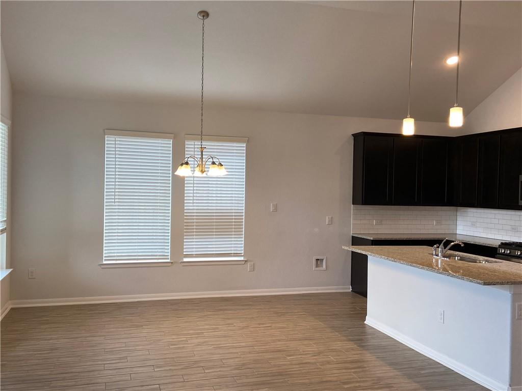 481 Leadtree Loop Property Photo 12