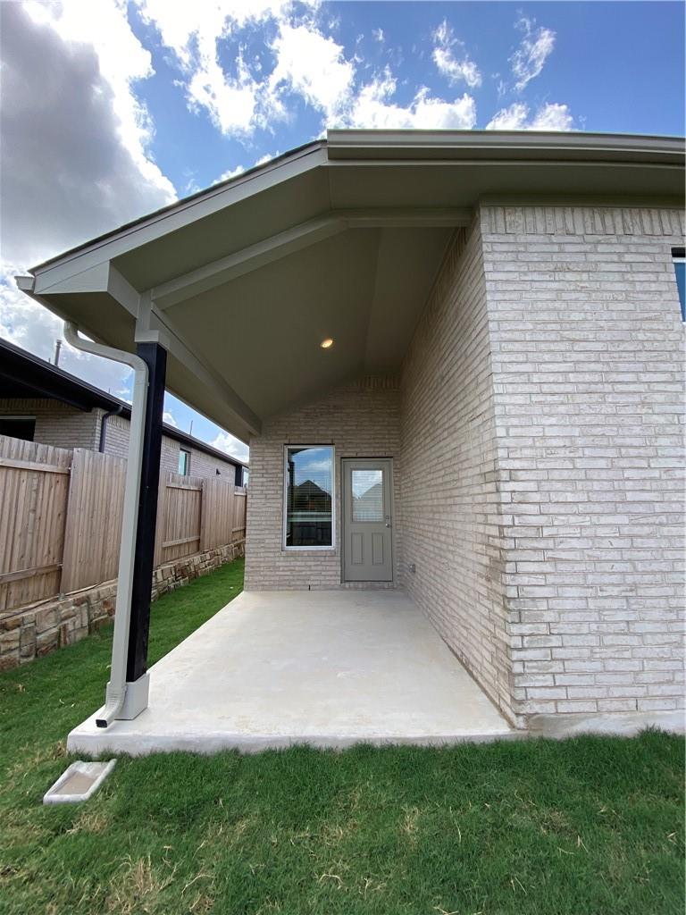 481 Leadtree Loop Property Photo 22