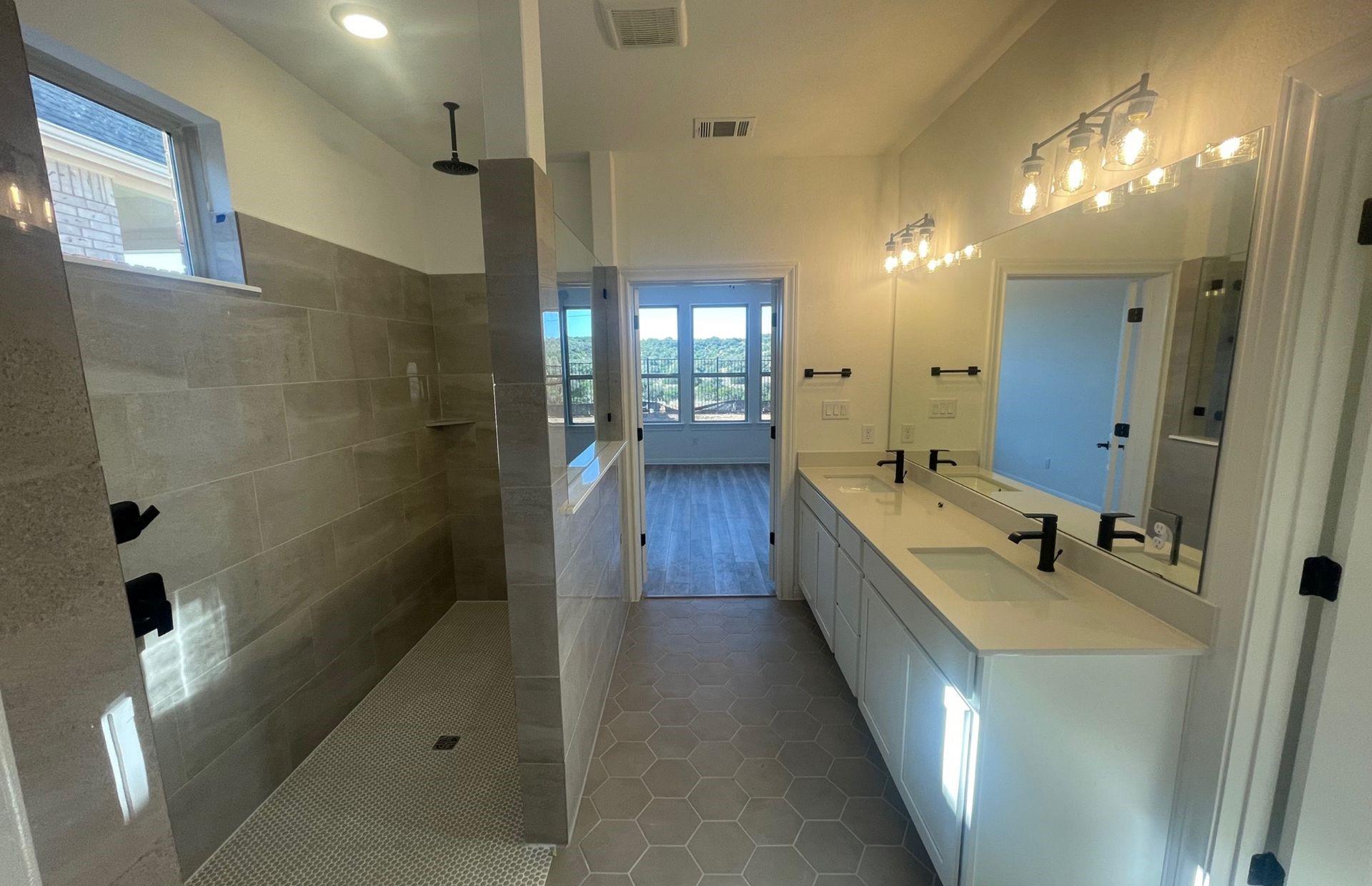 6512 Apache Plum Ln Property Photo 9
