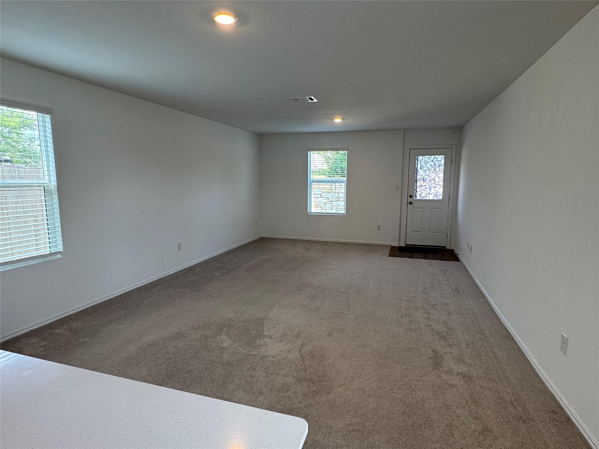 63 Trinity Cir Property Photo 5