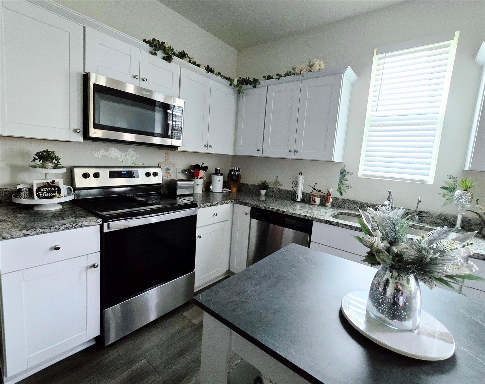 19506 Caymus Dr Property Photo 8