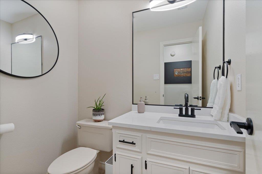 9206 Mystic Oaks Trl Property Photo 21