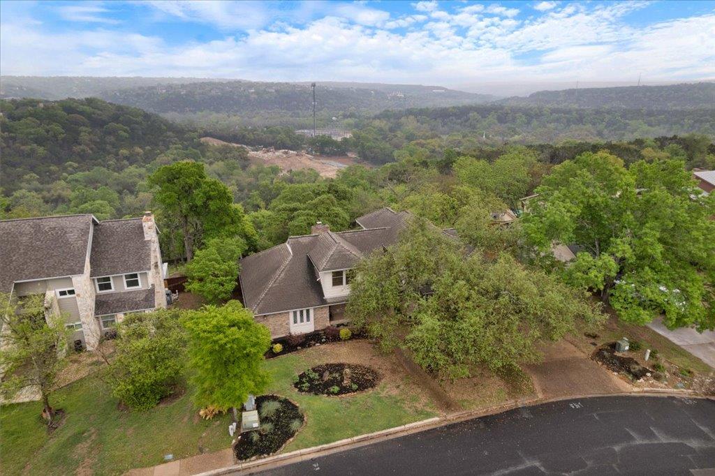 9206 Mystic Oaks Trl Property Photo 31