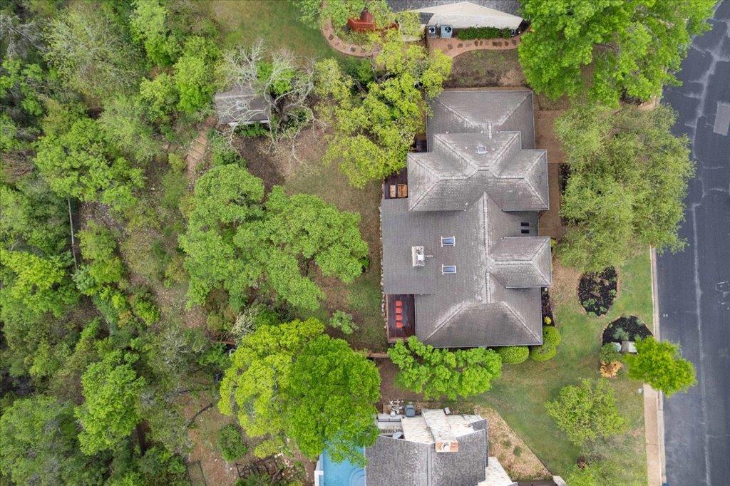 9206 Mystic Oaks Trl Property Photo 32