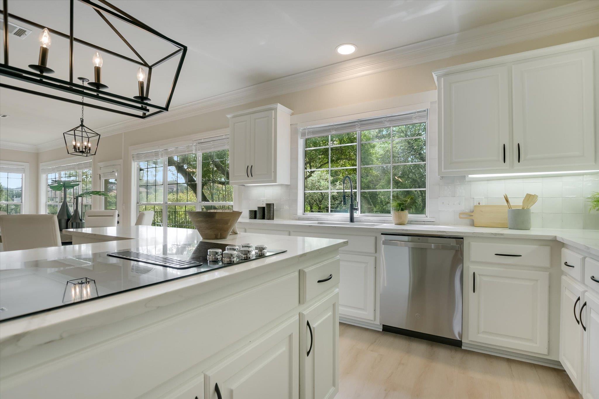 5901 Round Table Cv Property Photo 11