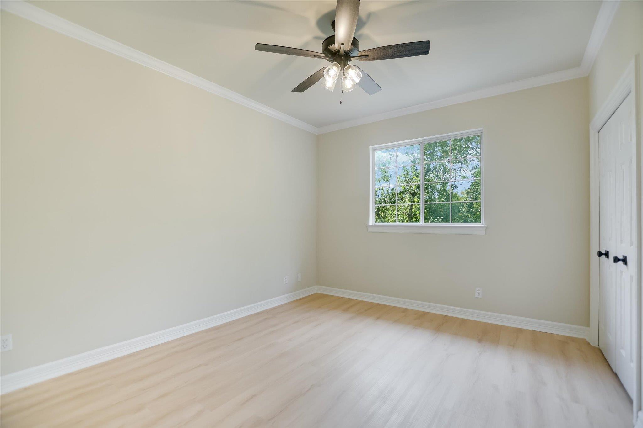 5901 Round Table Cv Property Photo 22