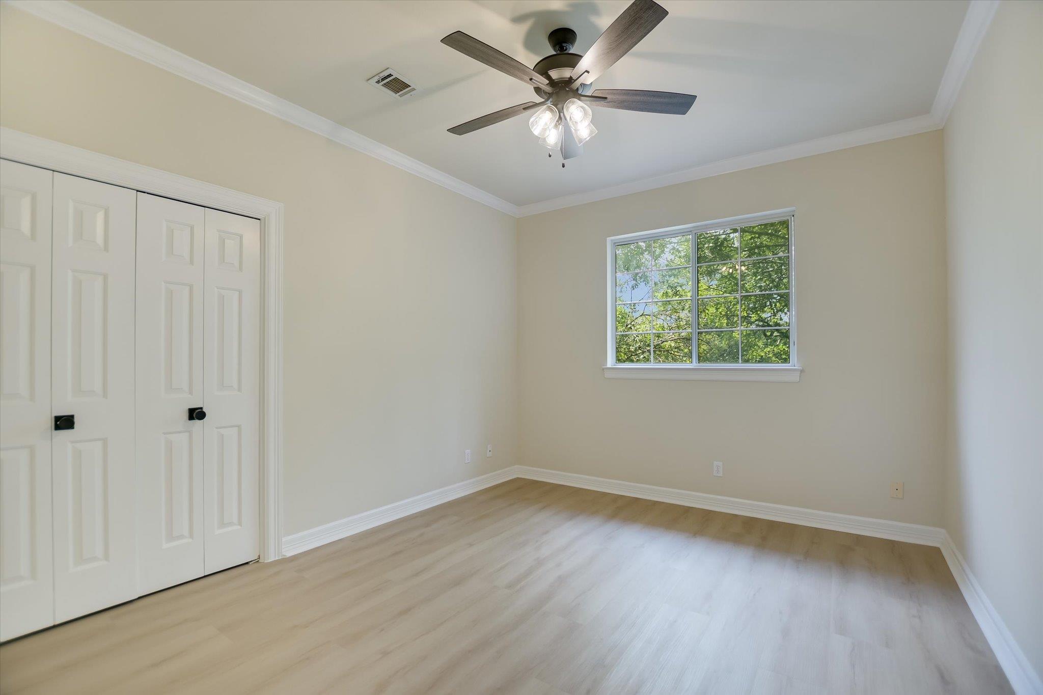 5901 Round Table Cv Property Photo 24
