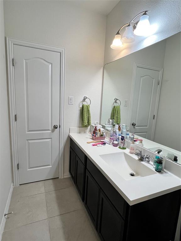 3900 Eland Dr Property Photo 24