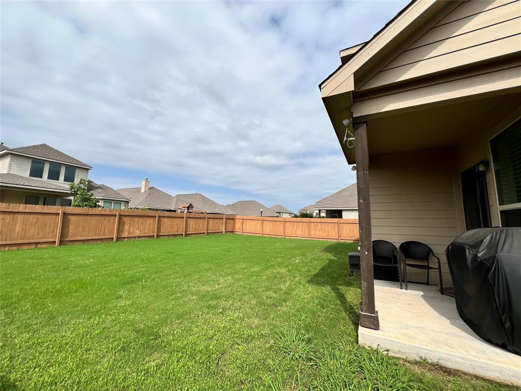 3900 Eland Dr Property Photo 30