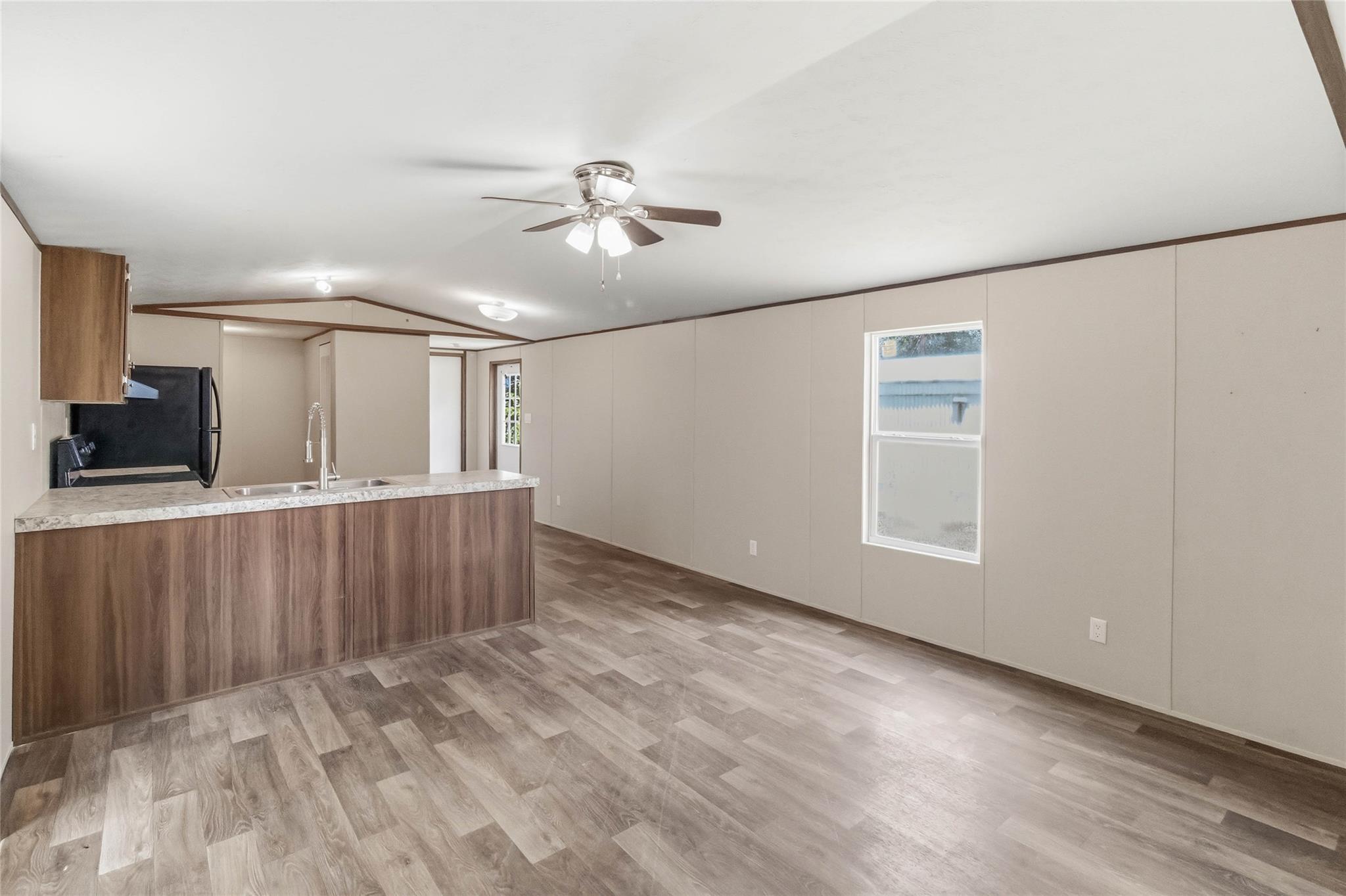 908 Turney Ln Property Photo 11