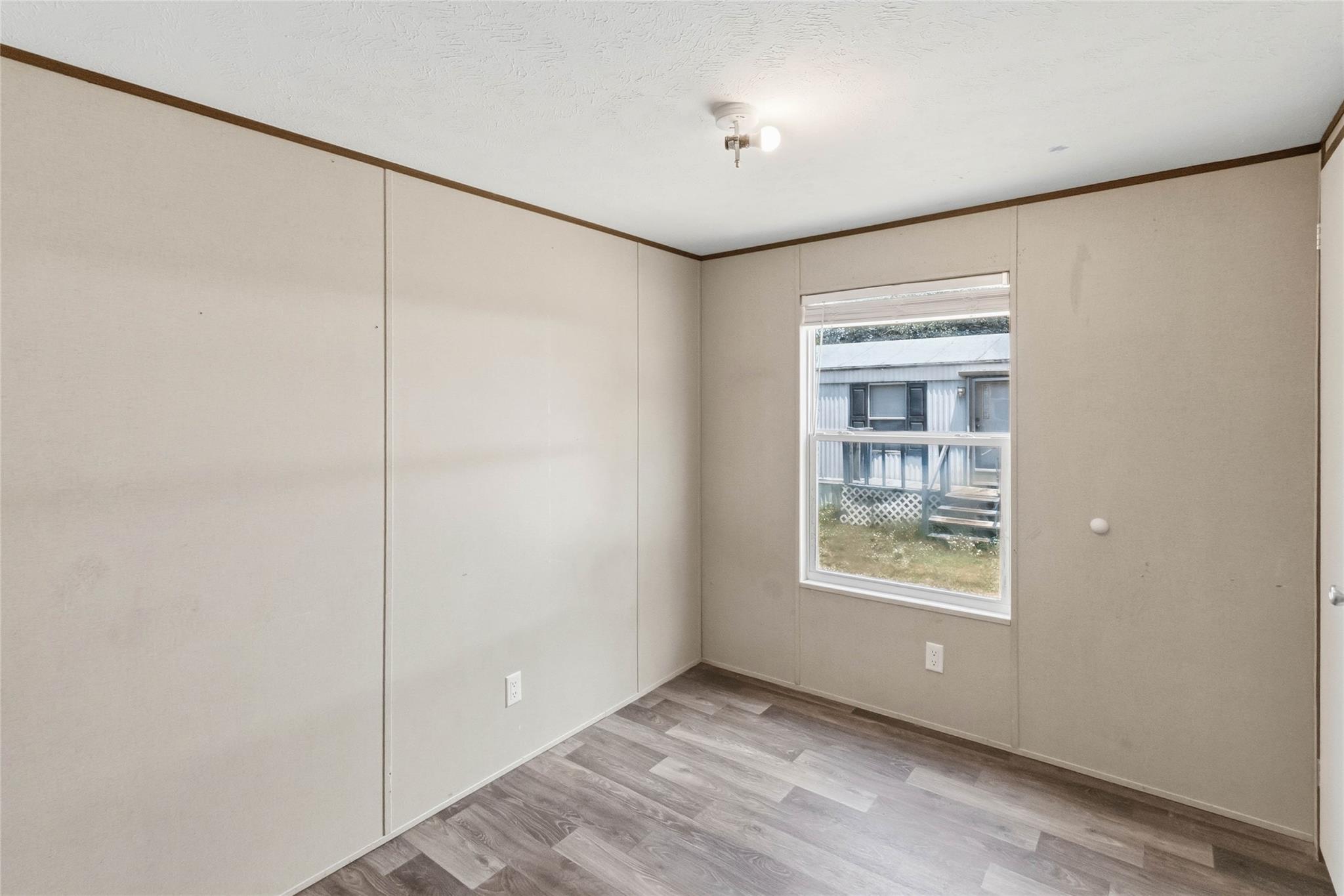 908 Turney Ln Property Photo 15