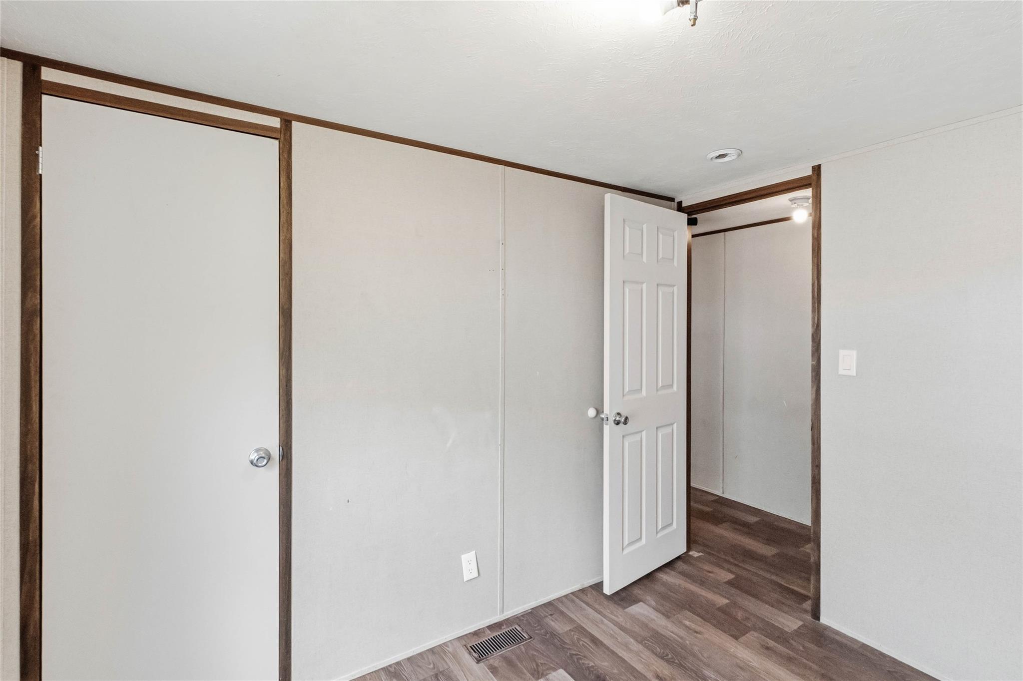 908 Turney Ln Property Photo 16