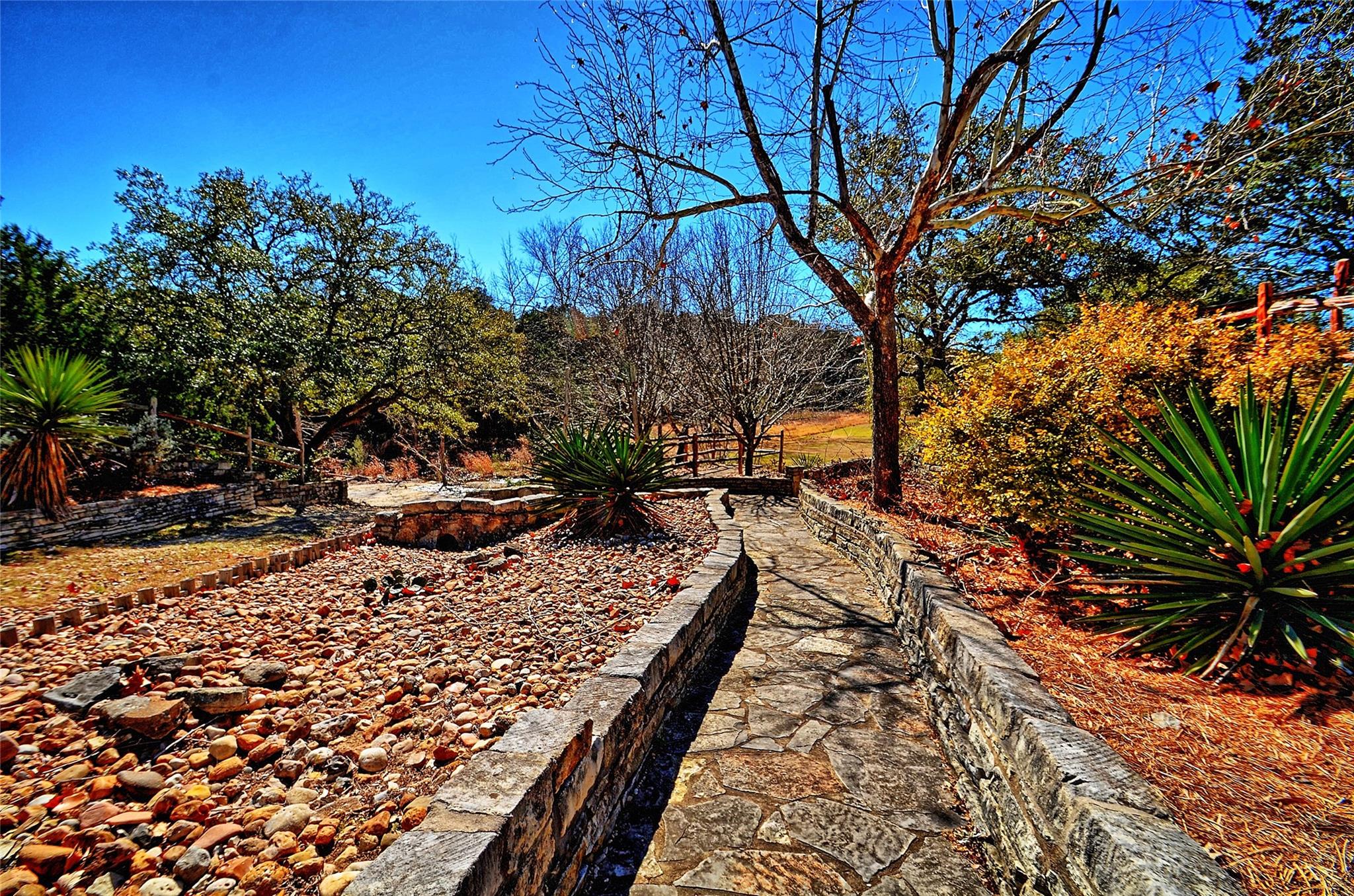 170 Night Wrangler Ln Property Photo 14