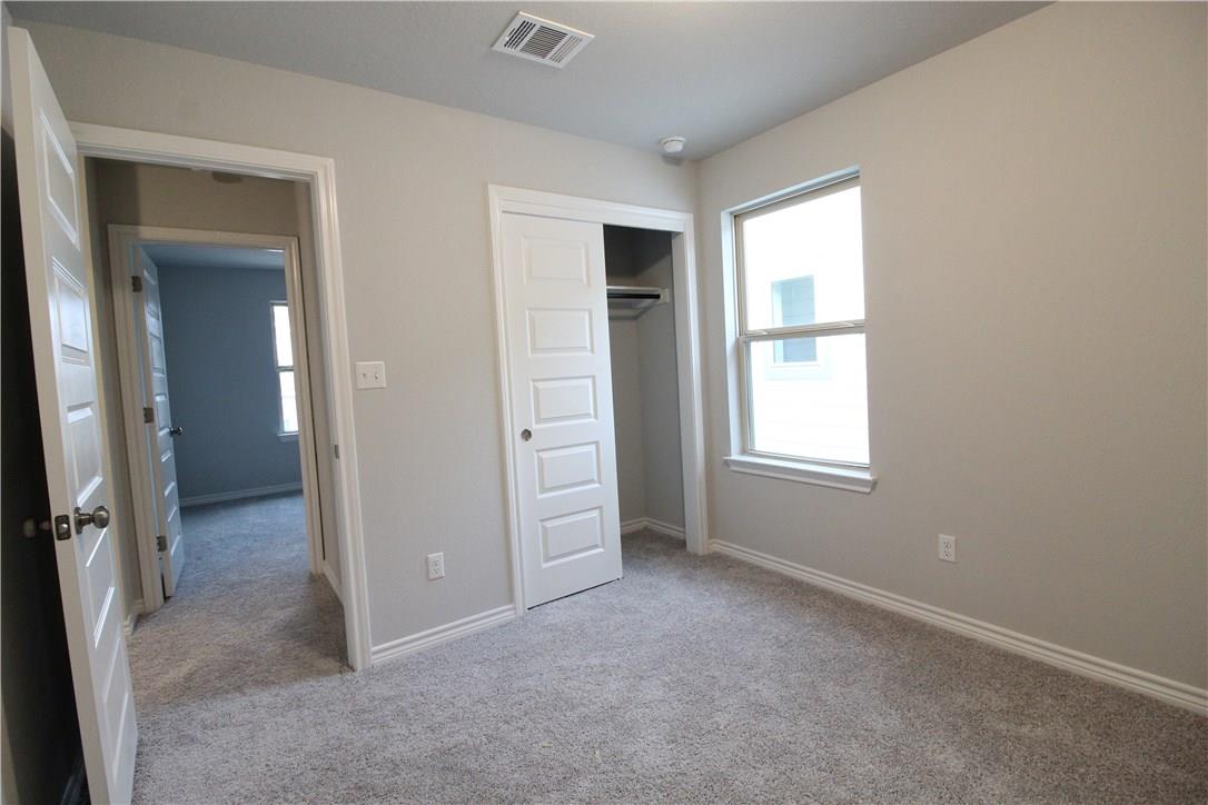 1732 Yaupon Grove Ln Property Photo 11