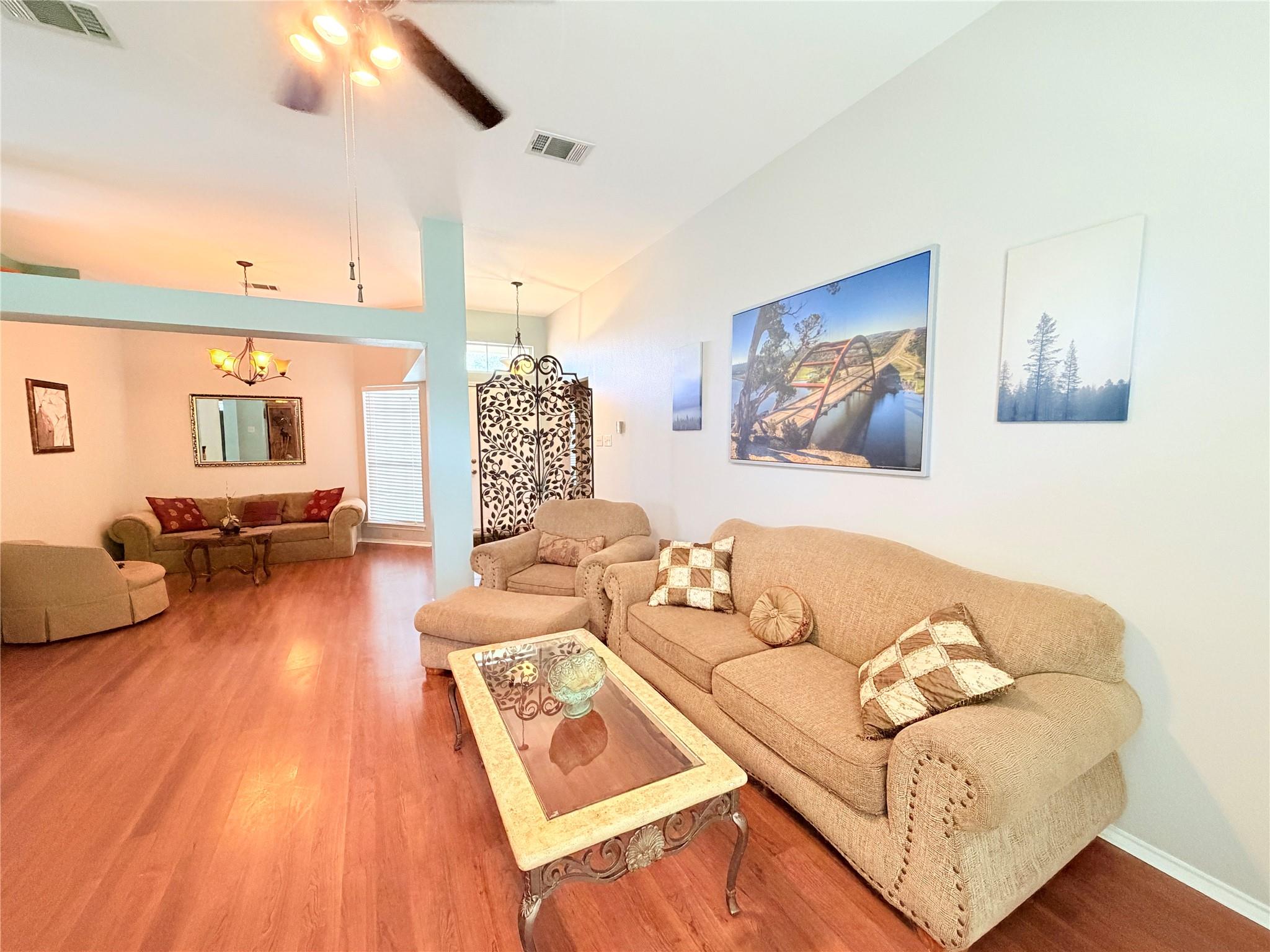 1408 Deepwoods Trl Property Photo 6