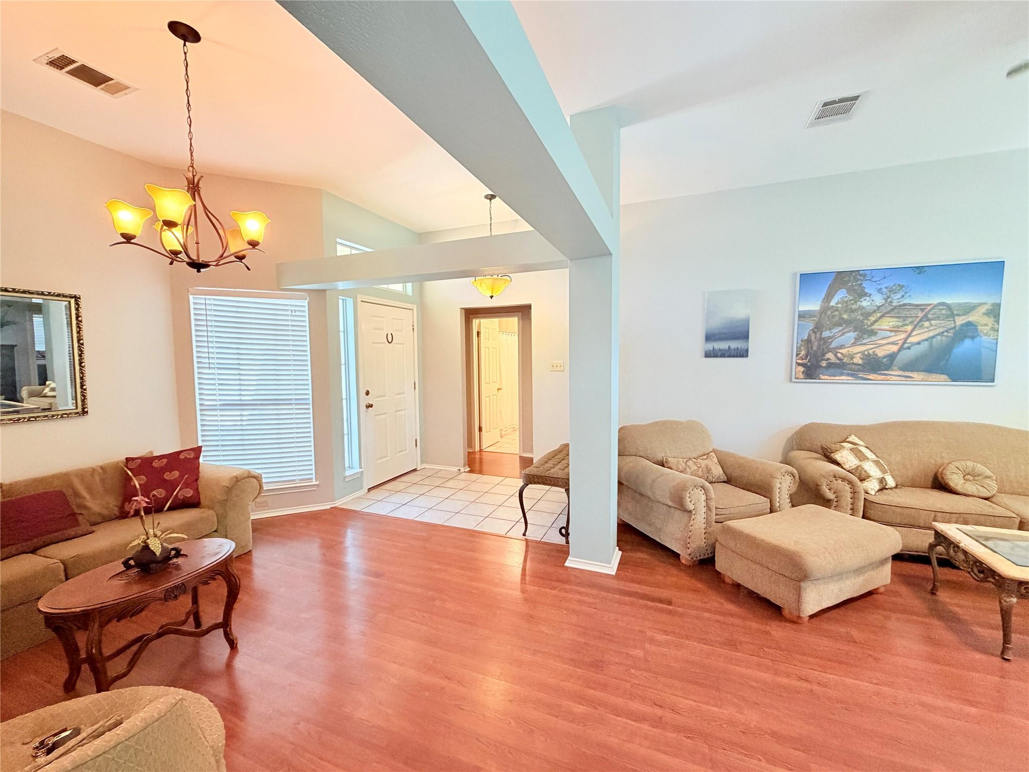 1408 Deepwoods Trl Property Photo 7