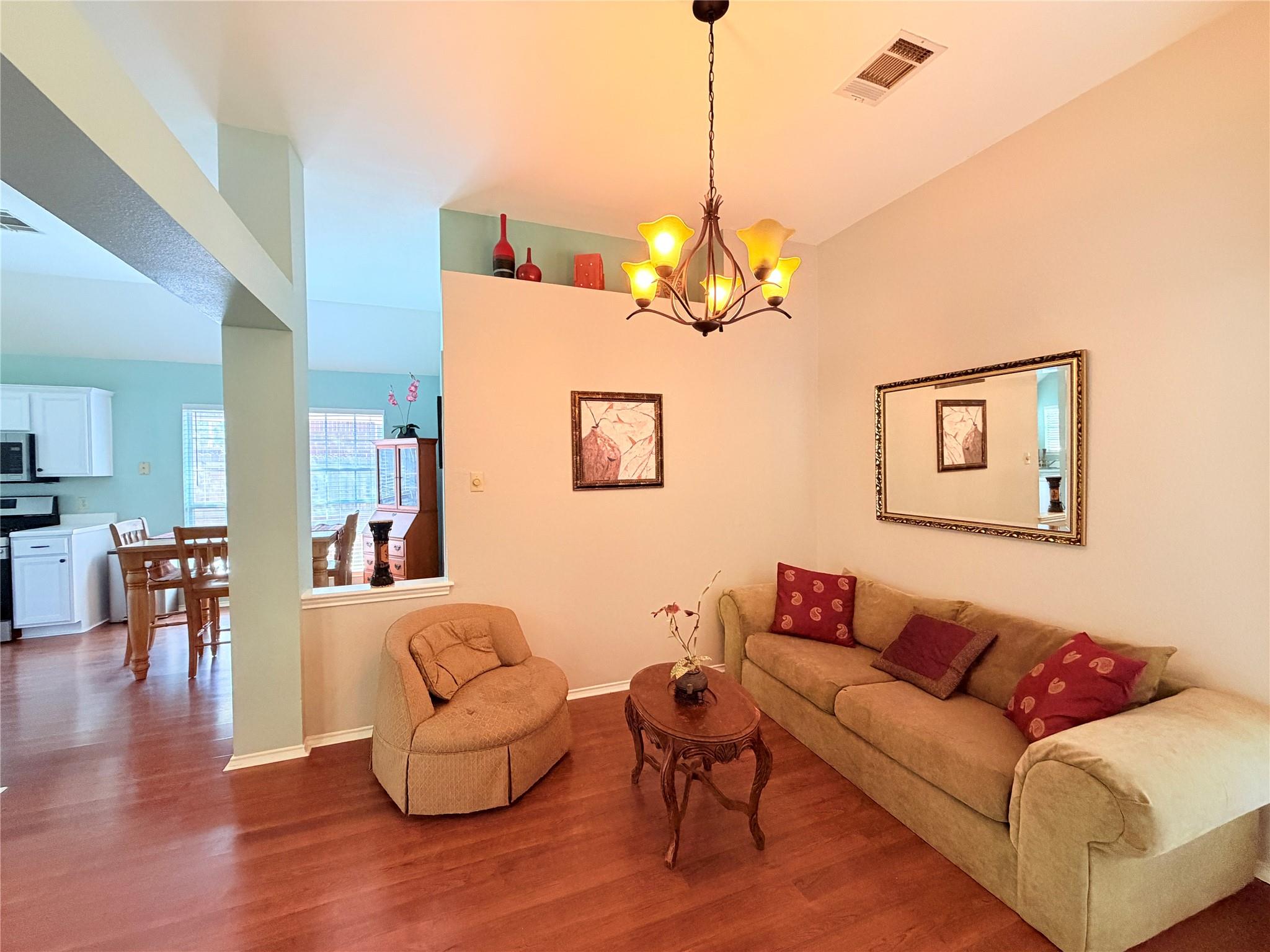 1408 Deepwoods Trl Property Photo 10