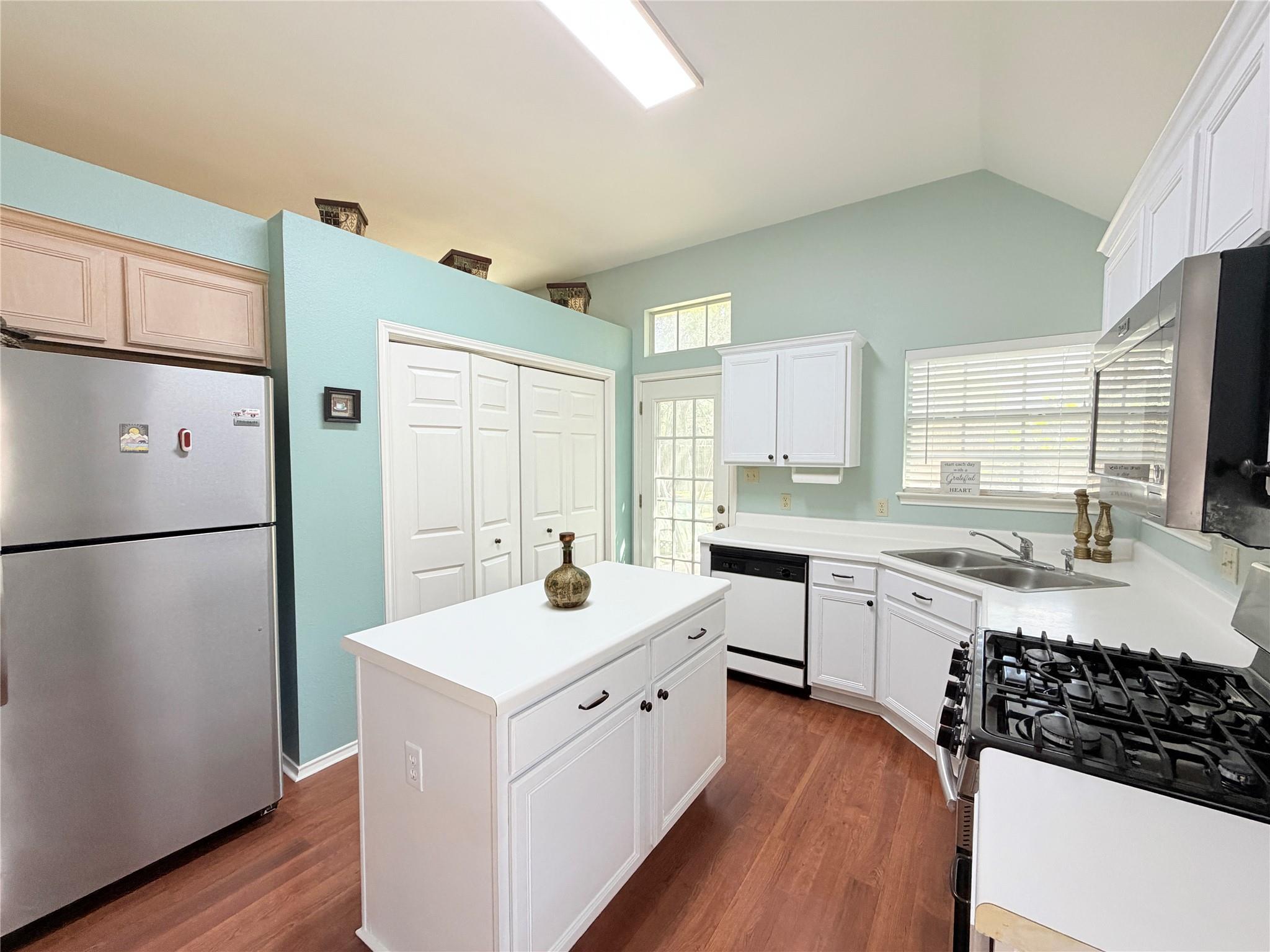 1408 Deepwoods Trl Property Photo 12