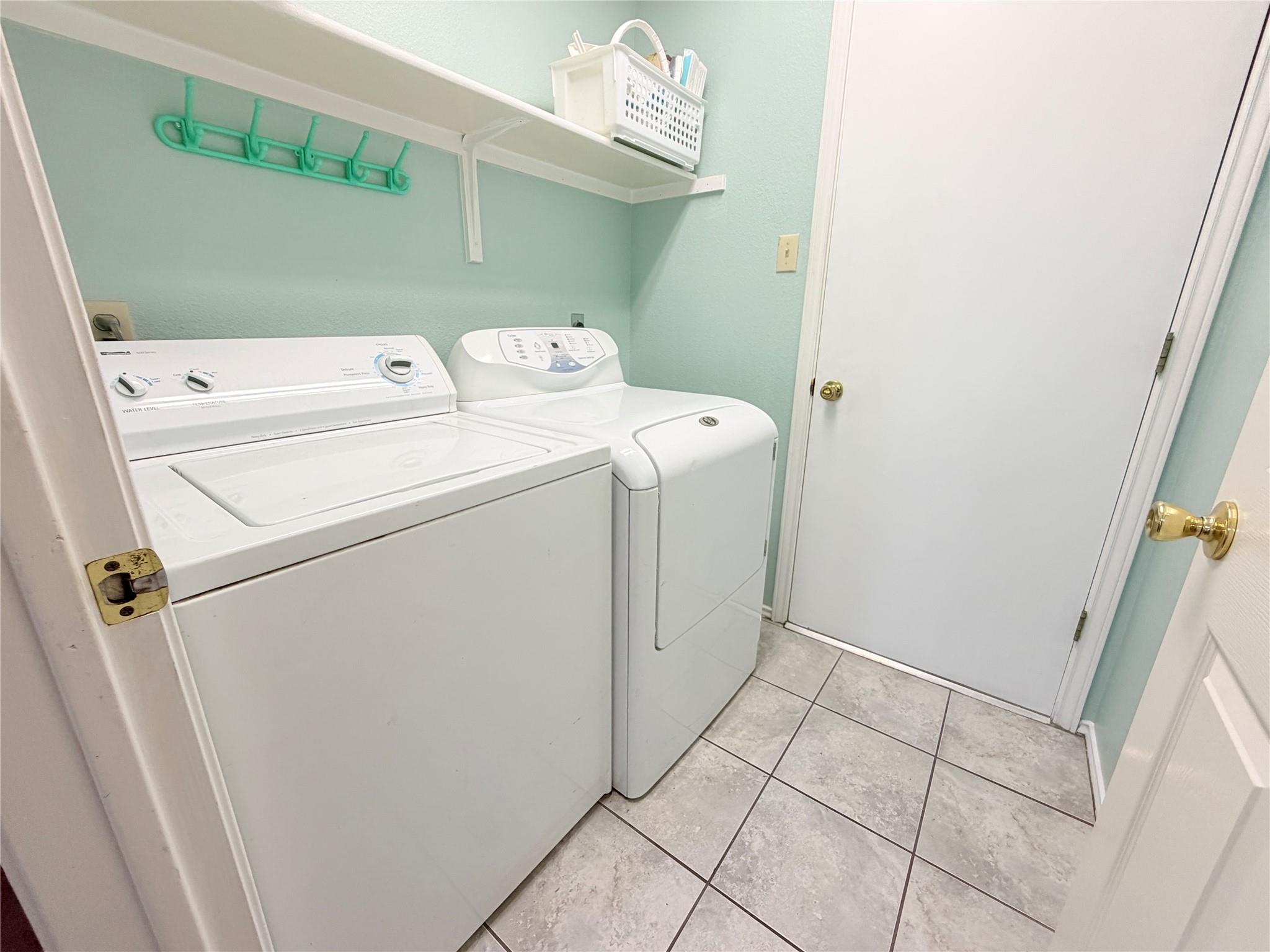 1408 Deepwoods Trl Property Photo 18