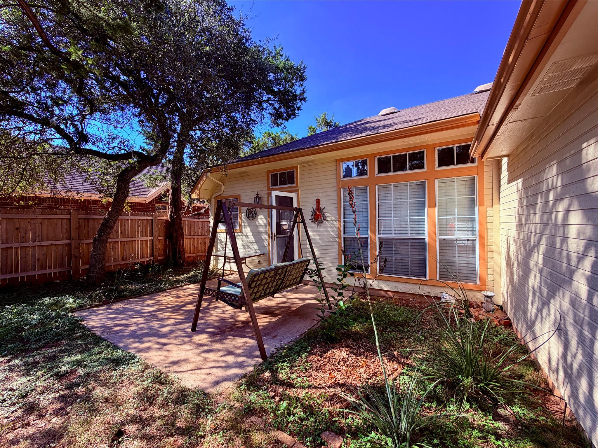 1408 Deepwoods Trl Property Photo 39