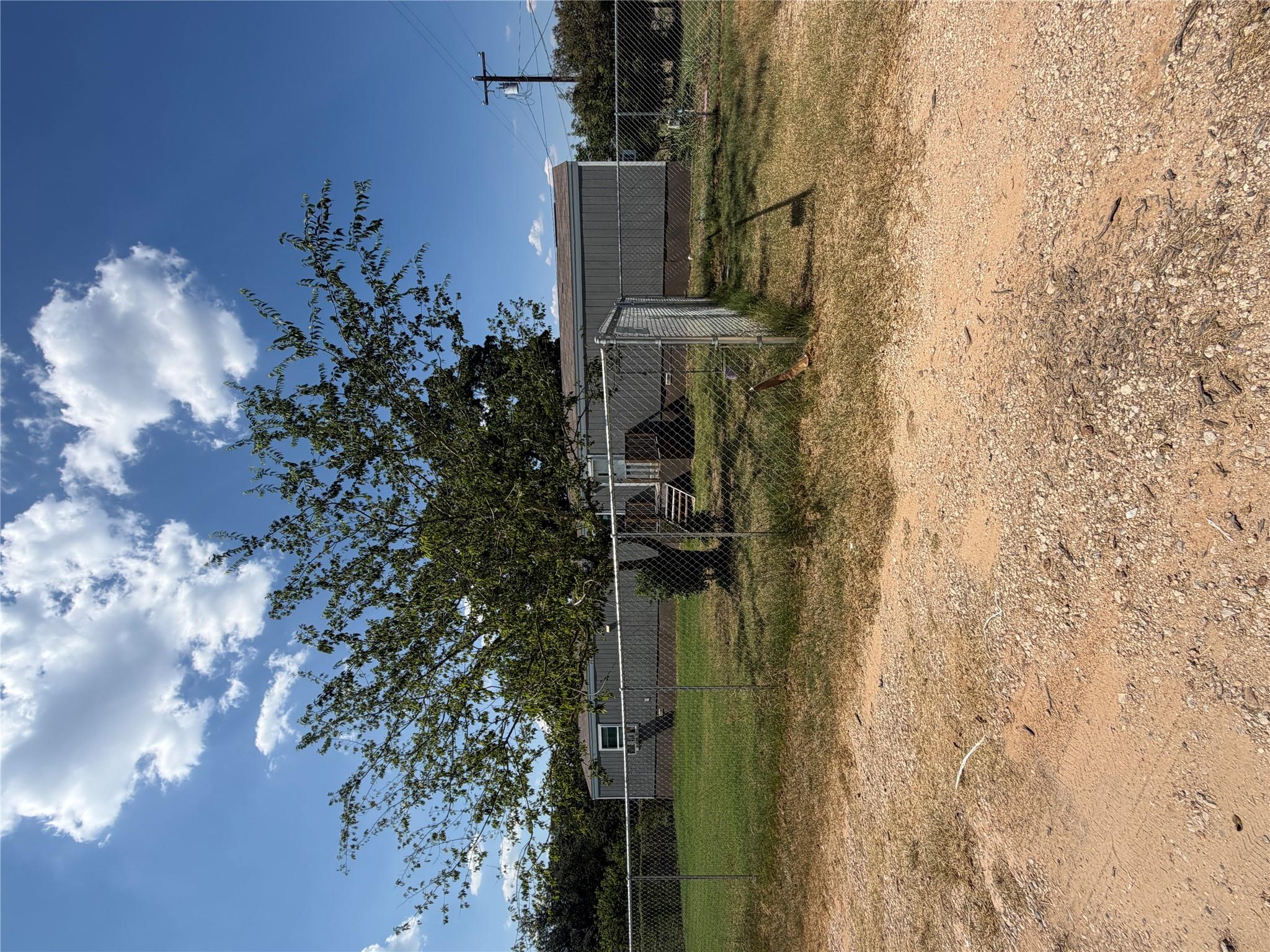 272 Plum St Property Photo 1