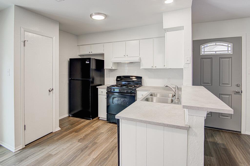 1936 Nicole Cir #a Property Photo 11
