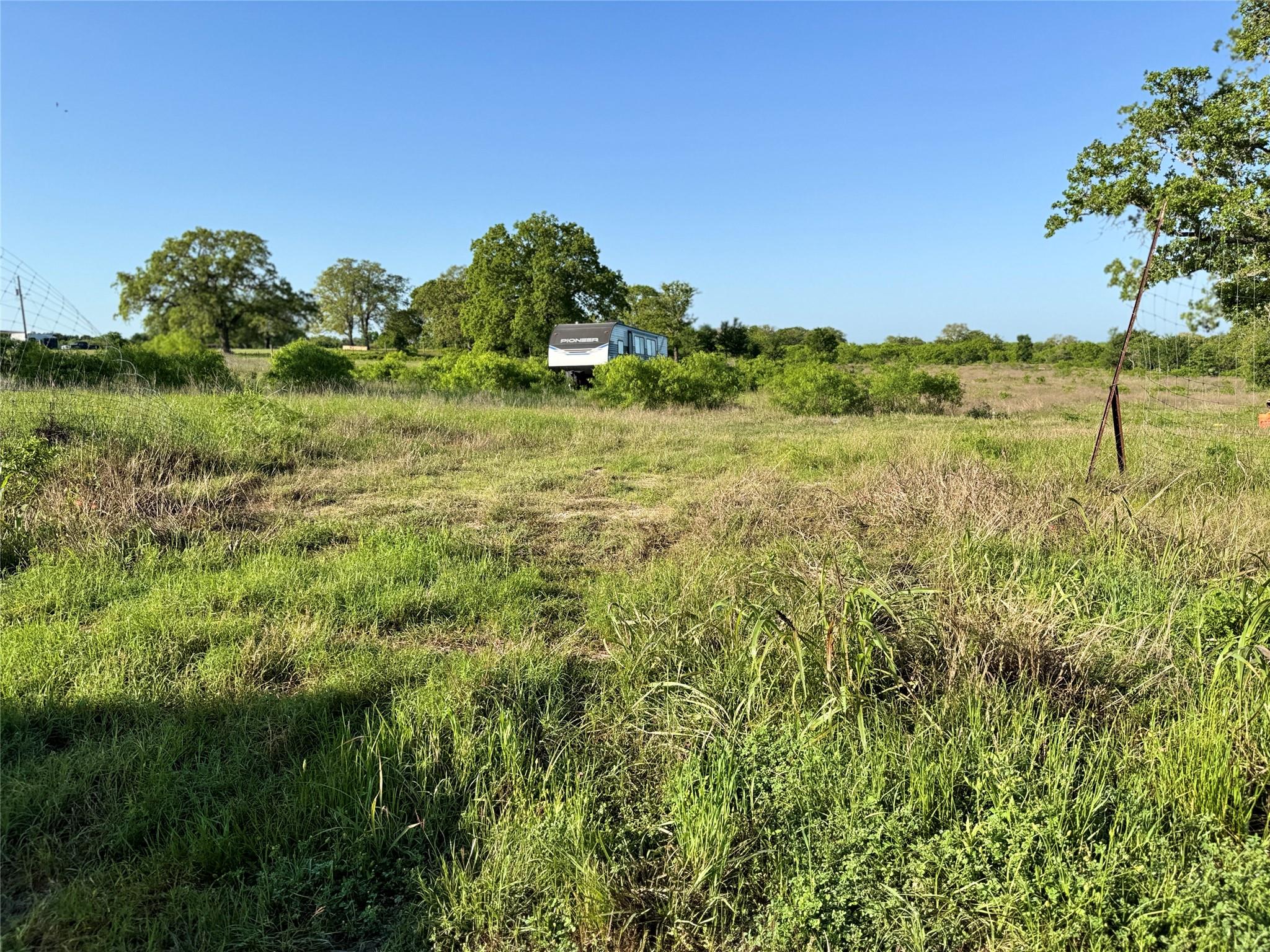 6641 Taylorsville Rd Property Photo 4