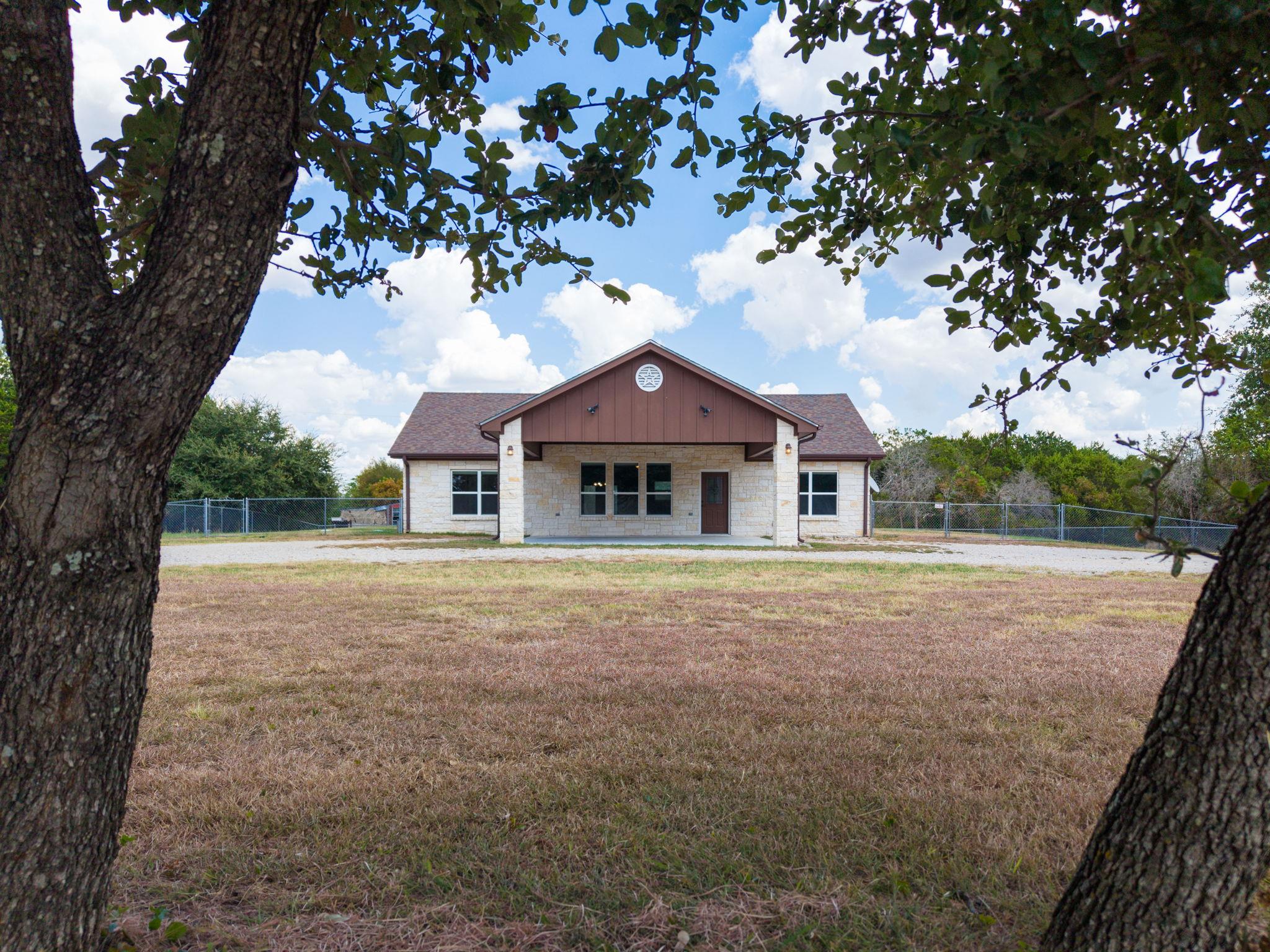 534 County Road 3081 None Property Photo 3