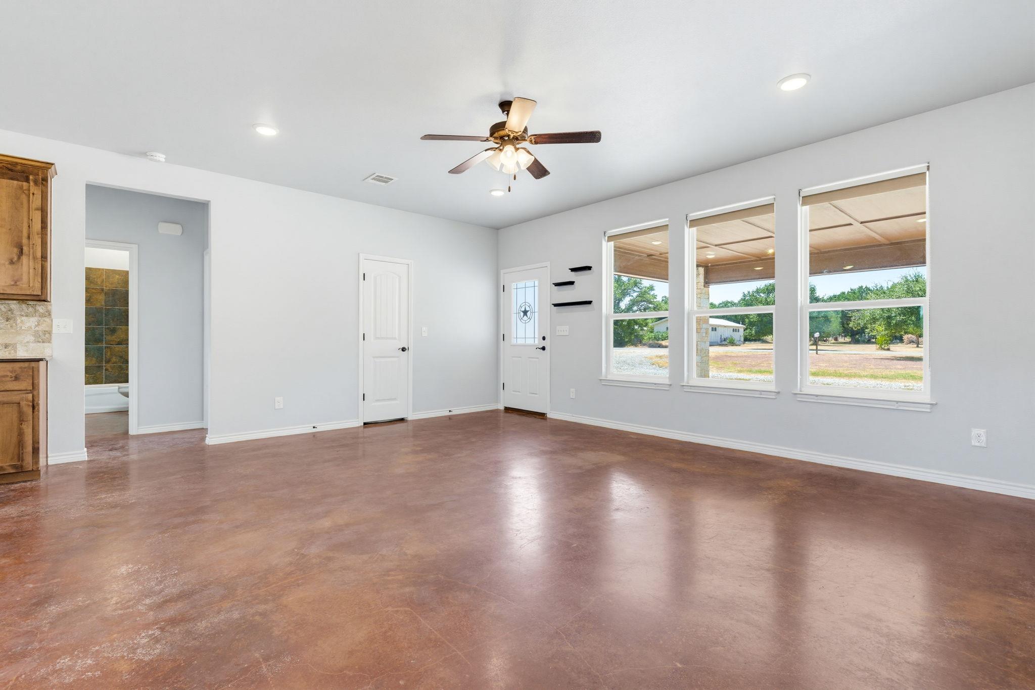 534 County Road 3081 None Property Photo 6