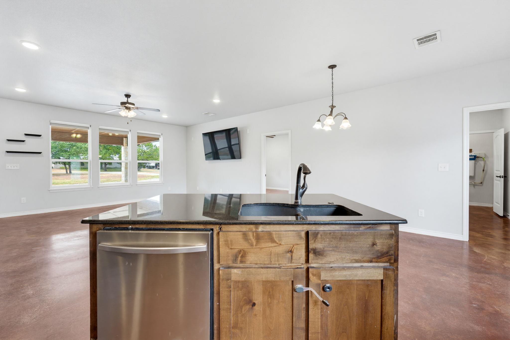 534 County Road 3081 None Property Photo 11