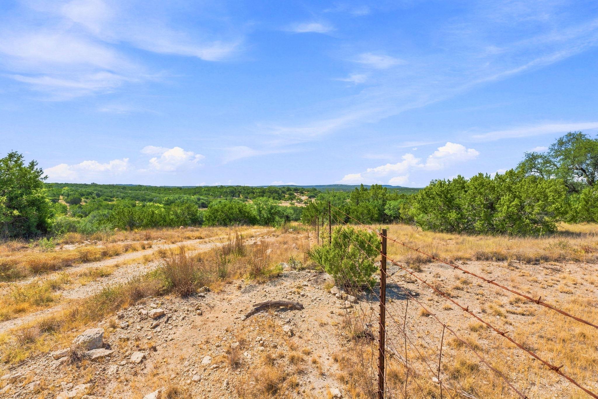 640 Sycamore Creek Dr Property Photo 9
