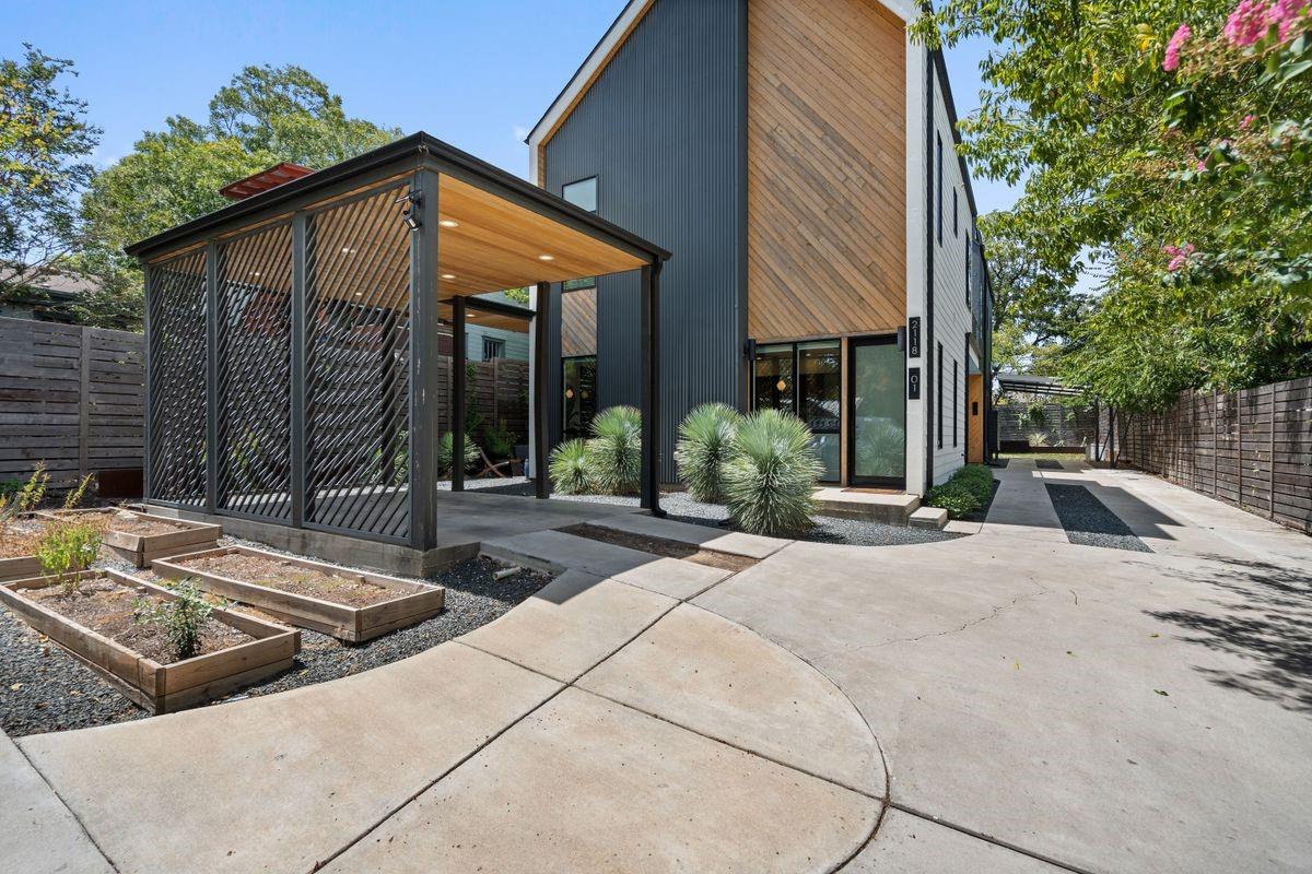 2118 Glendale Pl 1 Property Photo 1