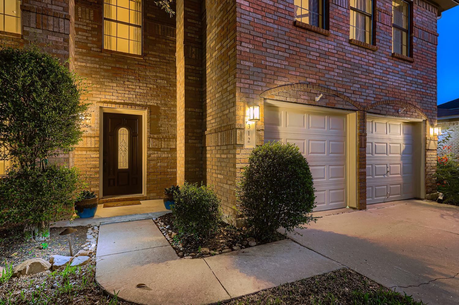 312 Brentwood Dr Property Photo 3