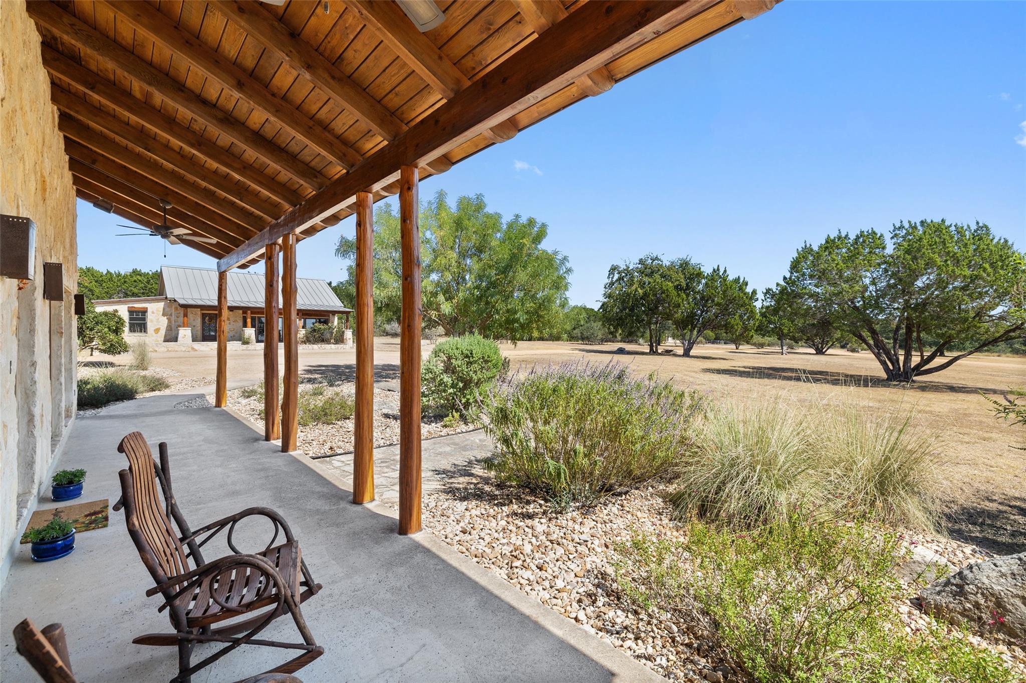 1120 Canyon View Rd Property Photo 5