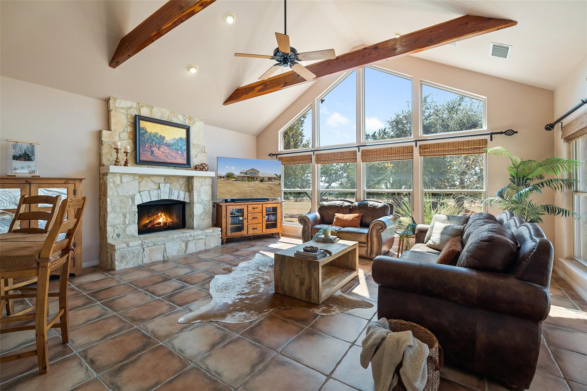 1120 Canyon View Rd Property Photo 12