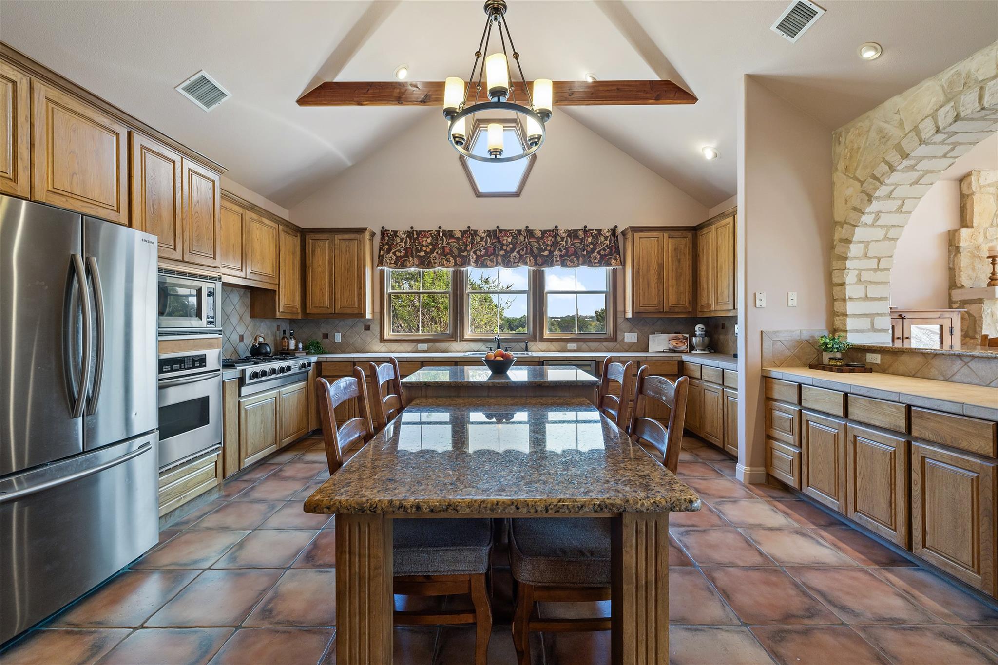 1120 Canyon View Rd Property Photo 14