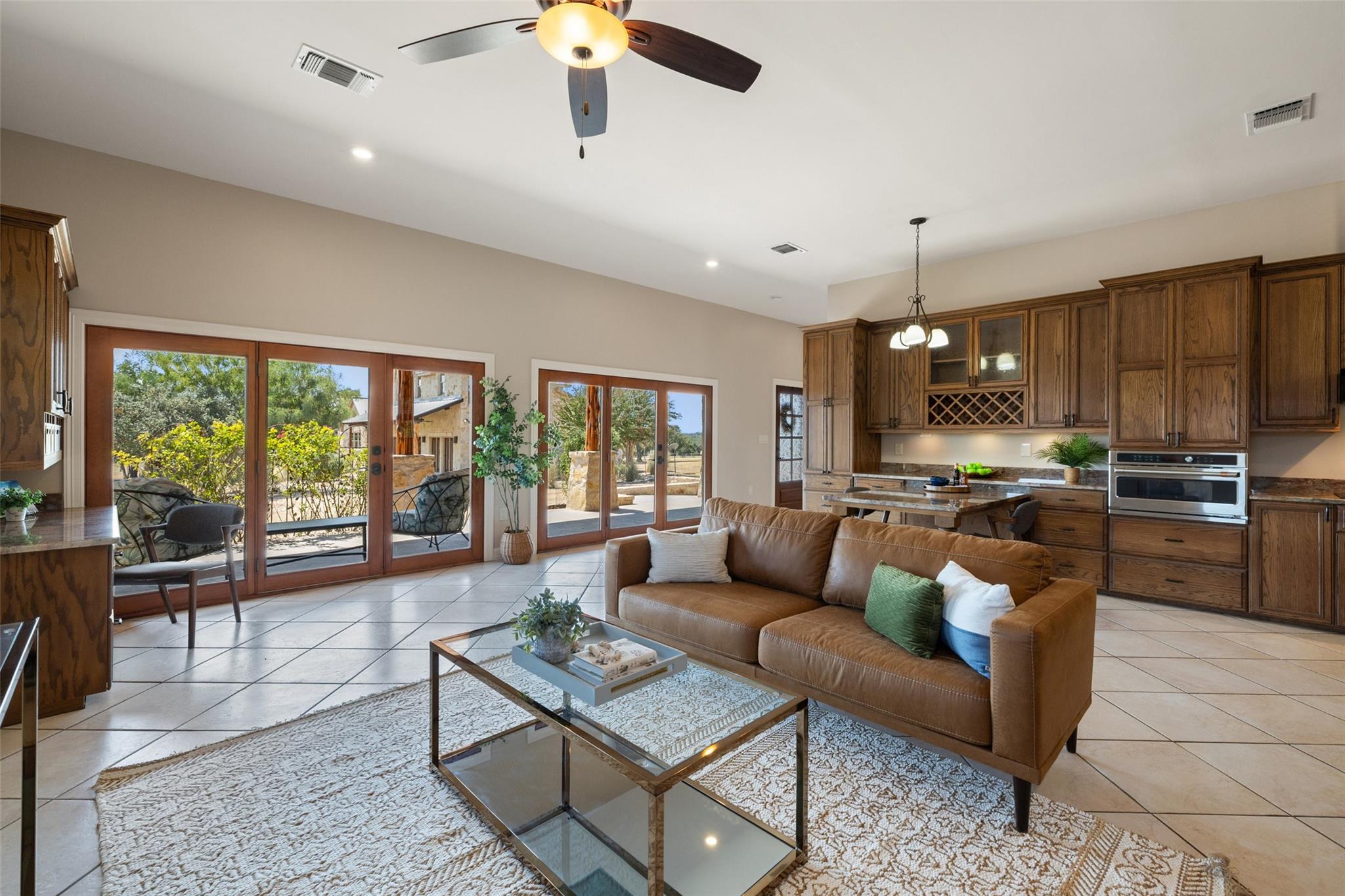 1120 Canyon View Rd Property Photo 28