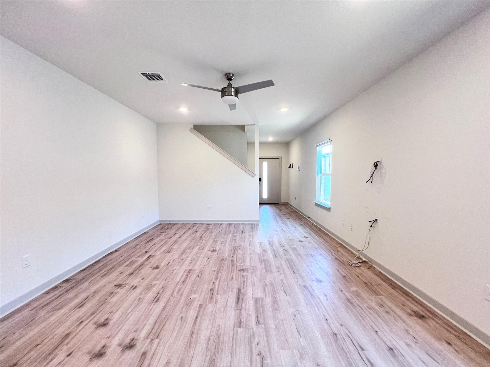 2108 Daleside Ln Property Photo 8
