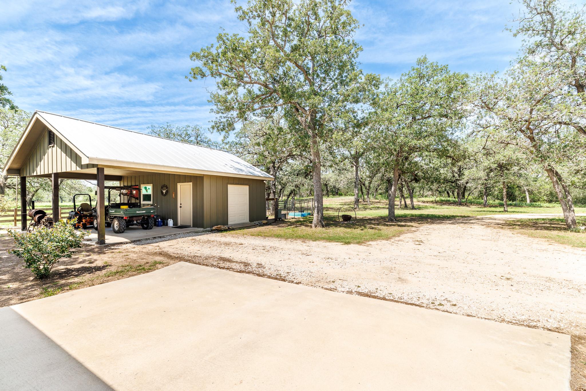 605 Fm 1682 None Property Photo 22