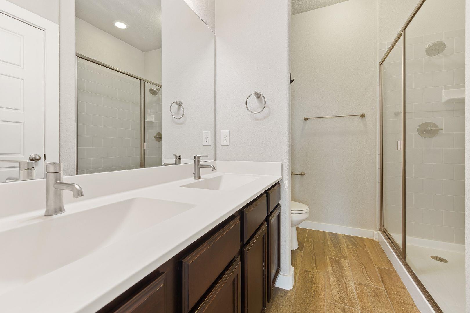 105 Calm Water Loop Property Photo 7