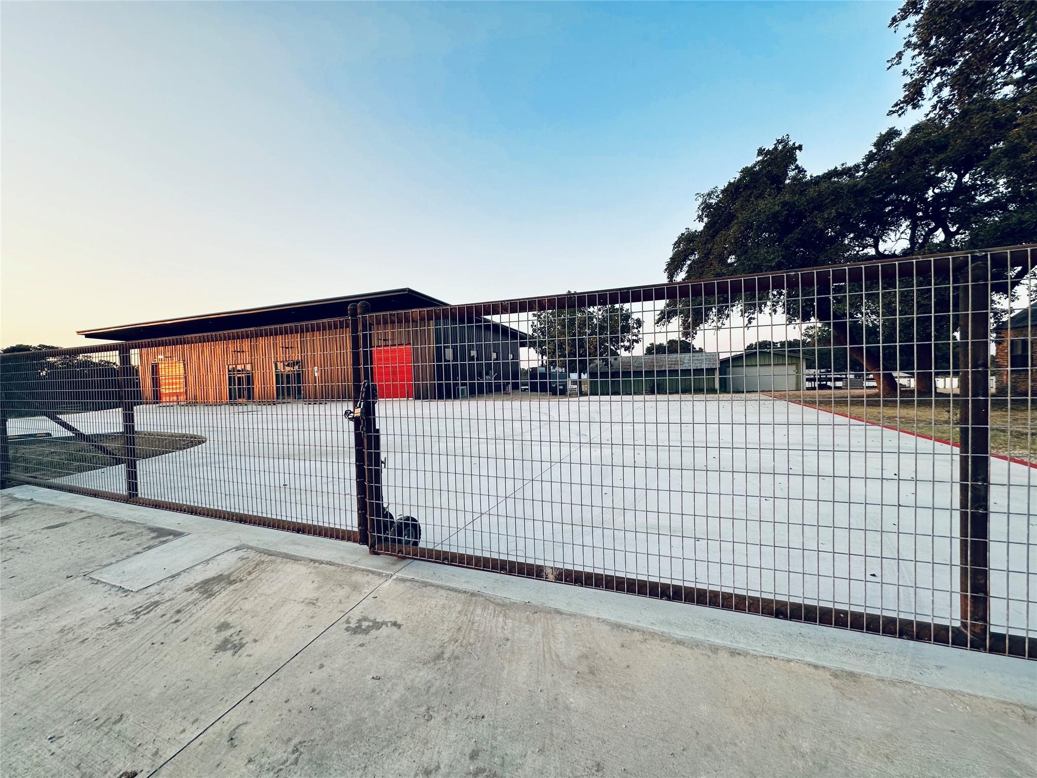 4272 Fm 2484 None #bldg 1 Unit B Property Photo 13