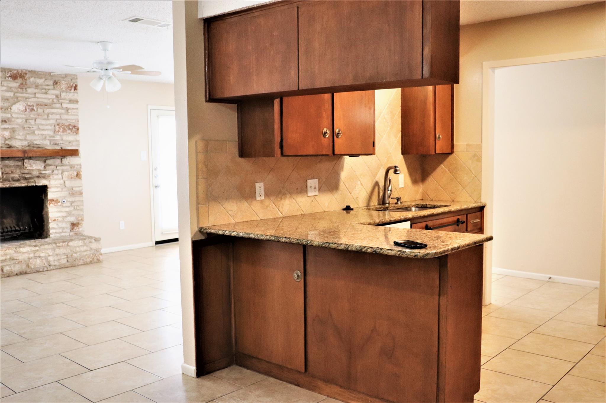 1202 Leander Rd #a & B Property Photo 5