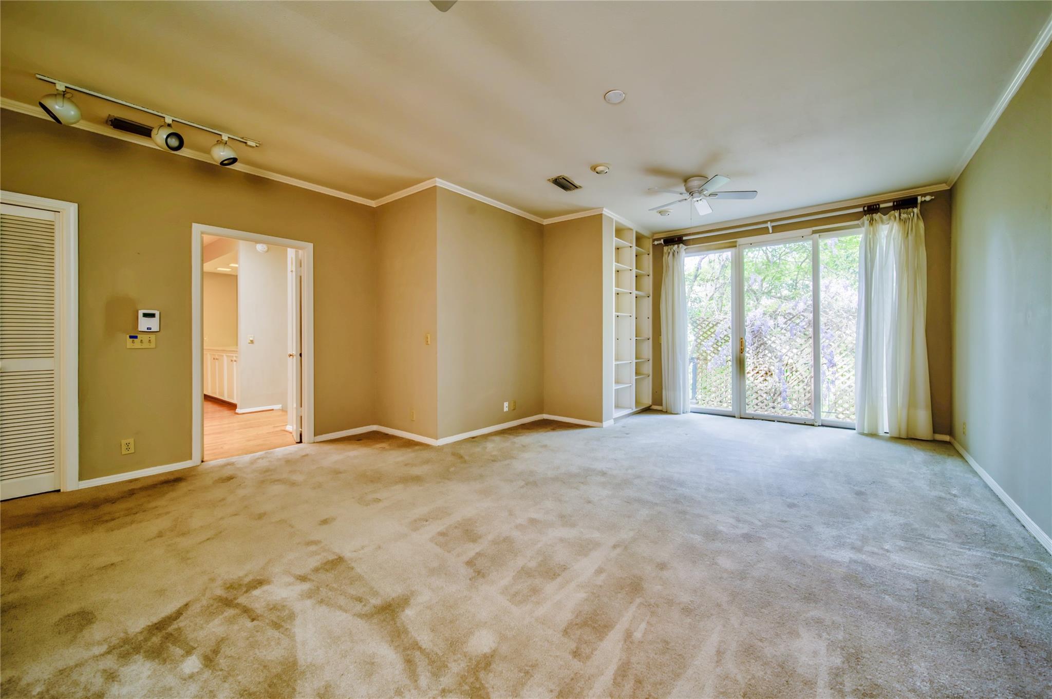 3216 Tarryhollow Dr Property Photo 23