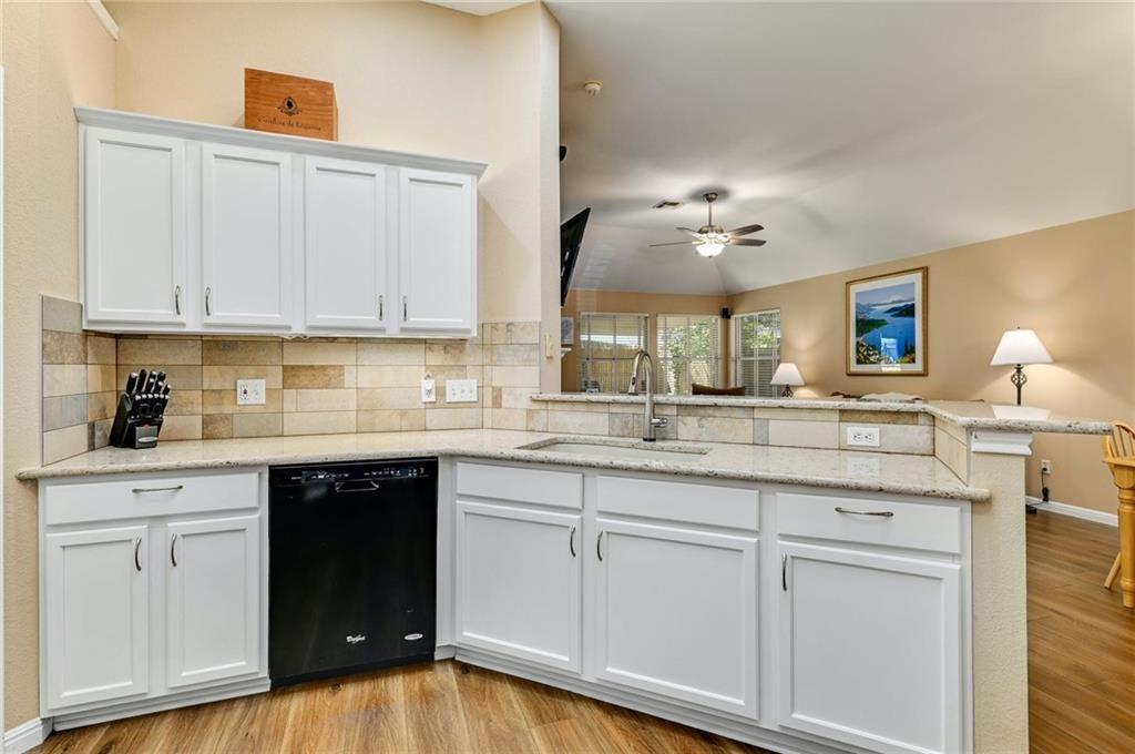 924 Tallow Trl Property Photo 8