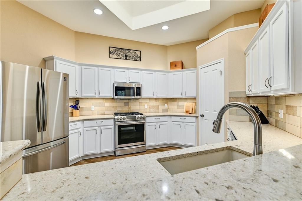 924 Tallow Trl Property Photo 9