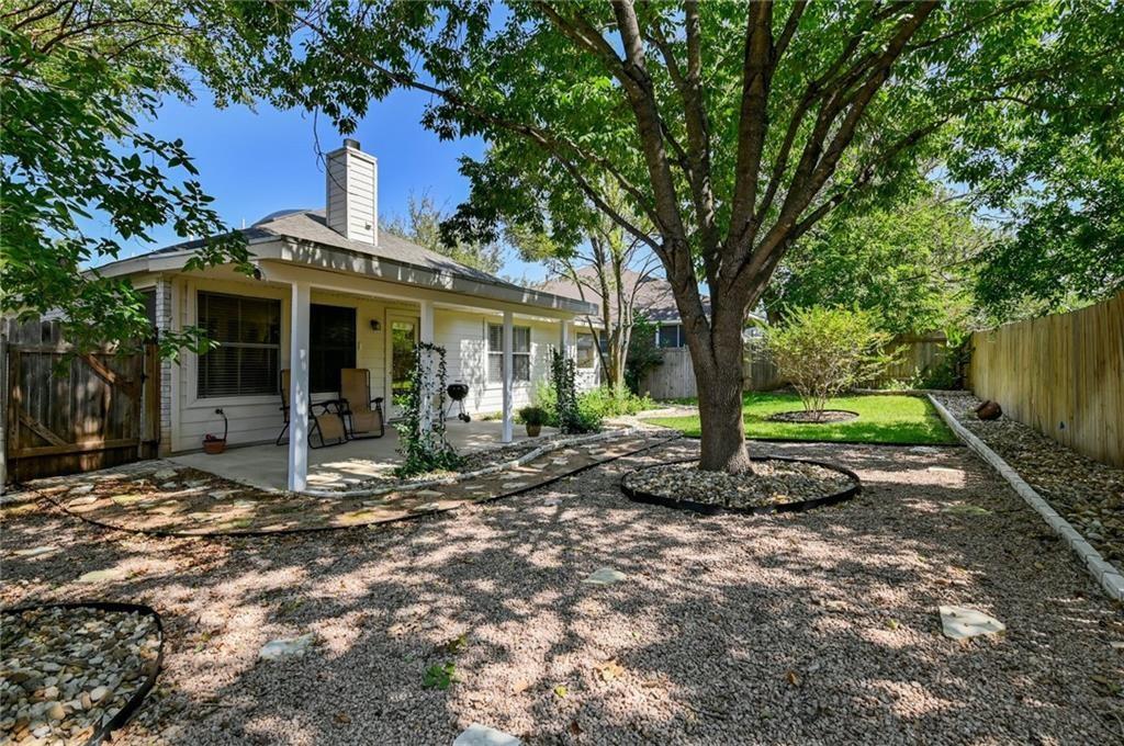924 Tallow Trl Property Photo 21