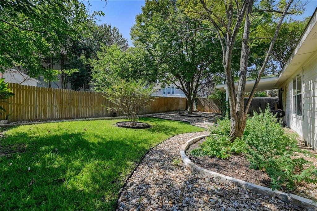 924 Tallow Trl Property Photo 23
