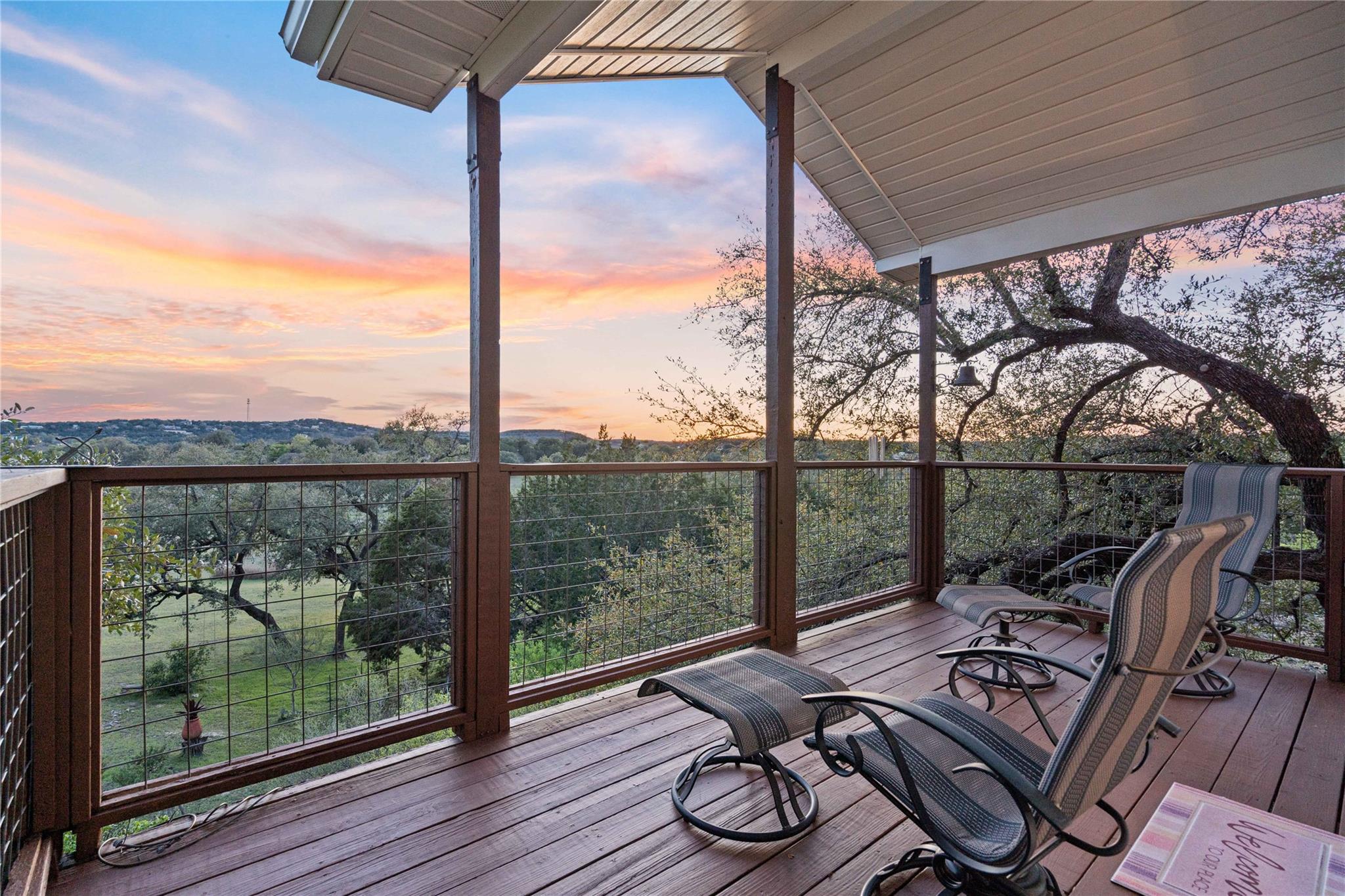 20653 Highland Lake Loop Property Photo 2