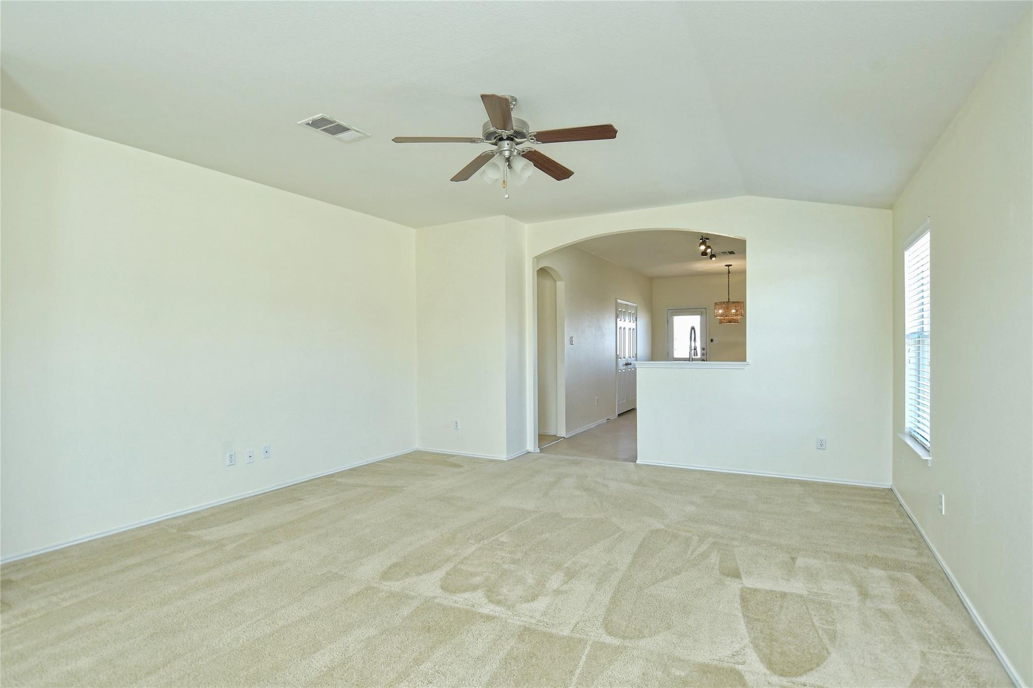 811 Encinita Dr Property Photo 9