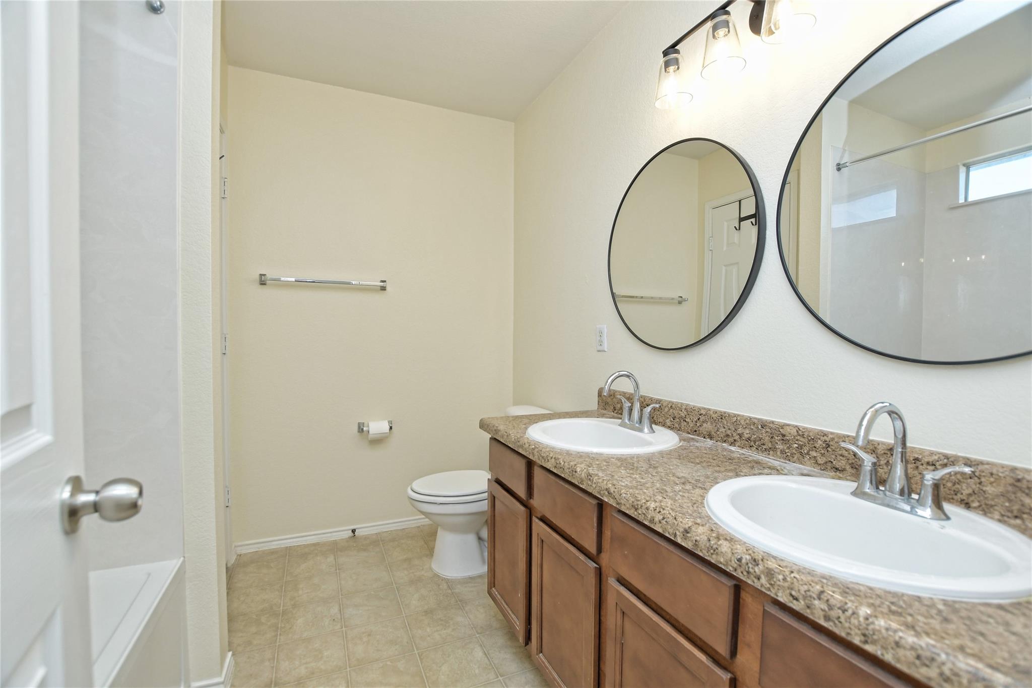 811 Encinita Dr Property Photo 15